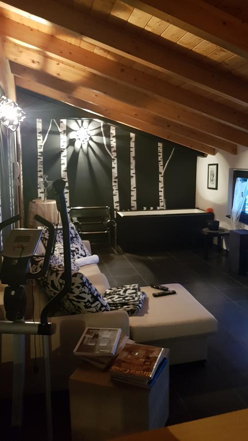 B&B Benessere La Casa Nera Breno Dış mekan fotoğraf