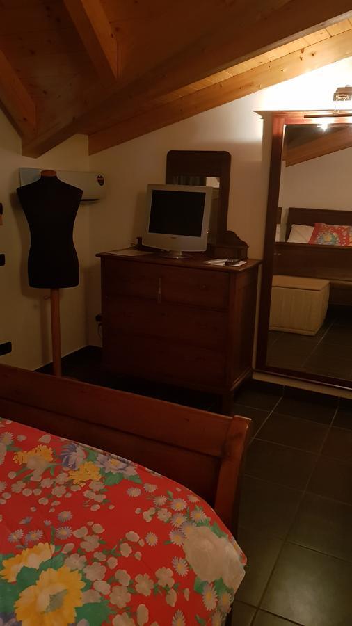 B&B Benessere La Casa Nera Breno Dış mekan fotoğraf